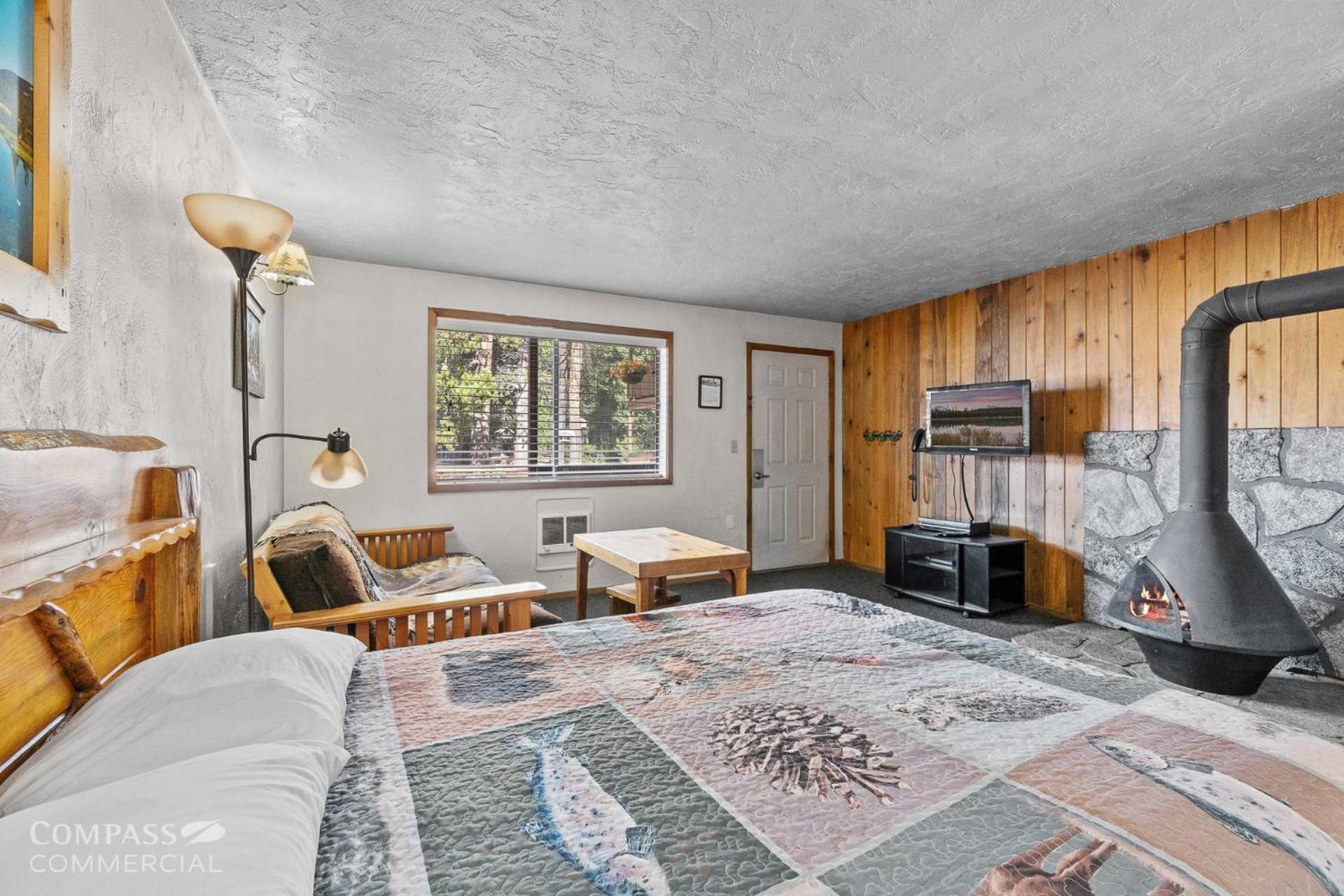 Willamette Pass Inn & Chalets Odell Lake Buitenkant foto